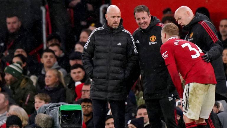 Erik ten Hag reveals Man Utd are signing Premier League man to avoid their season being ‘killed’