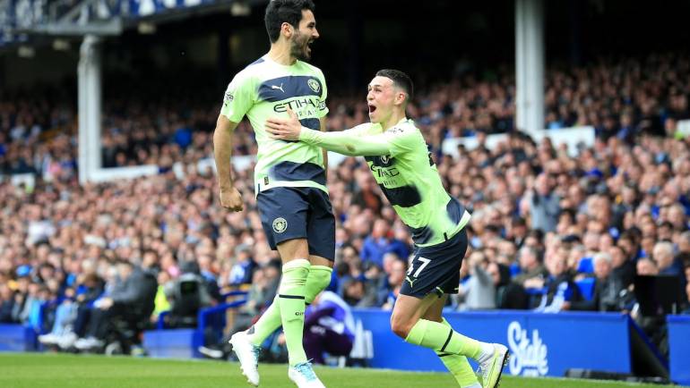 Manchester City Retain Premier League Title After Arsenal’s Defeat