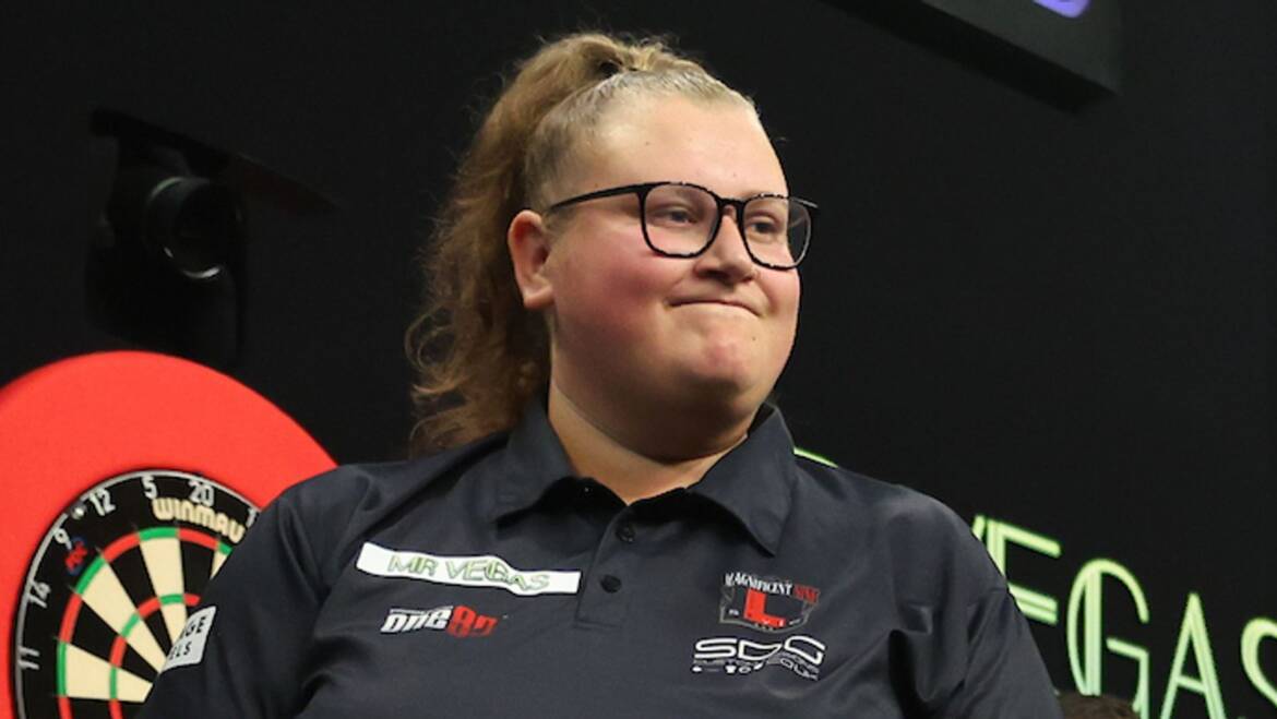 Beau Greaves: Luke Humphries predicts Lakeside women’s world darts champion will be in Premier League in five years